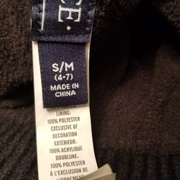 Black cable knit hat - Picture 5 of 7